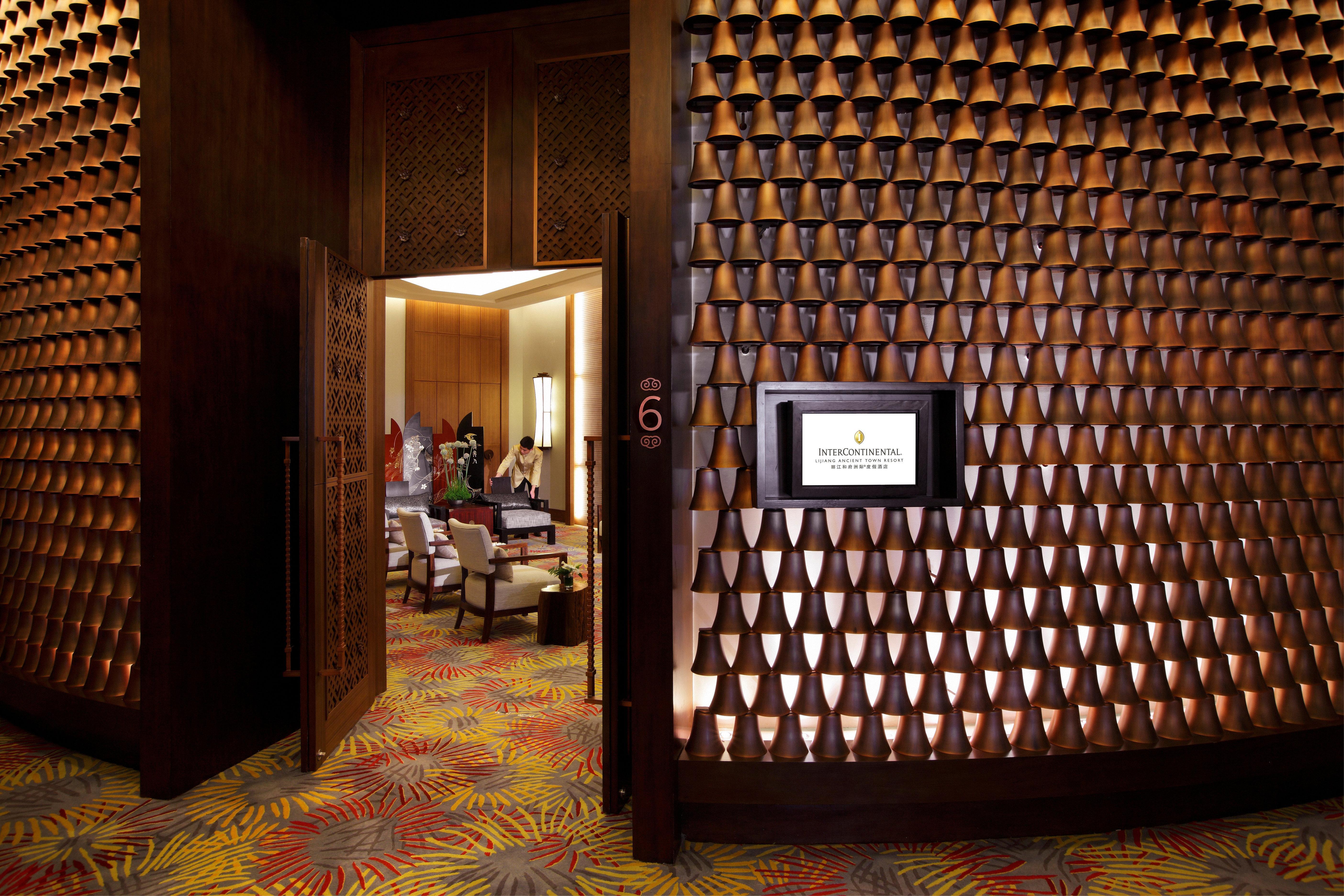 InterContinental Lijiang Ancient Town Resort, an IHG Hotel Buitenkant foto