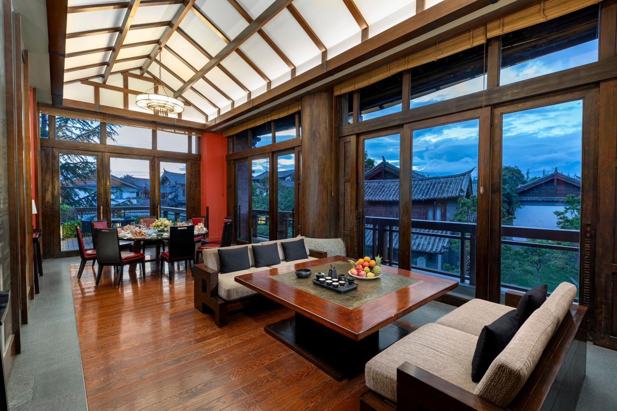 InterContinental Lijiang Ancient Town Resort, an IHG Hotel Buitenkant foto