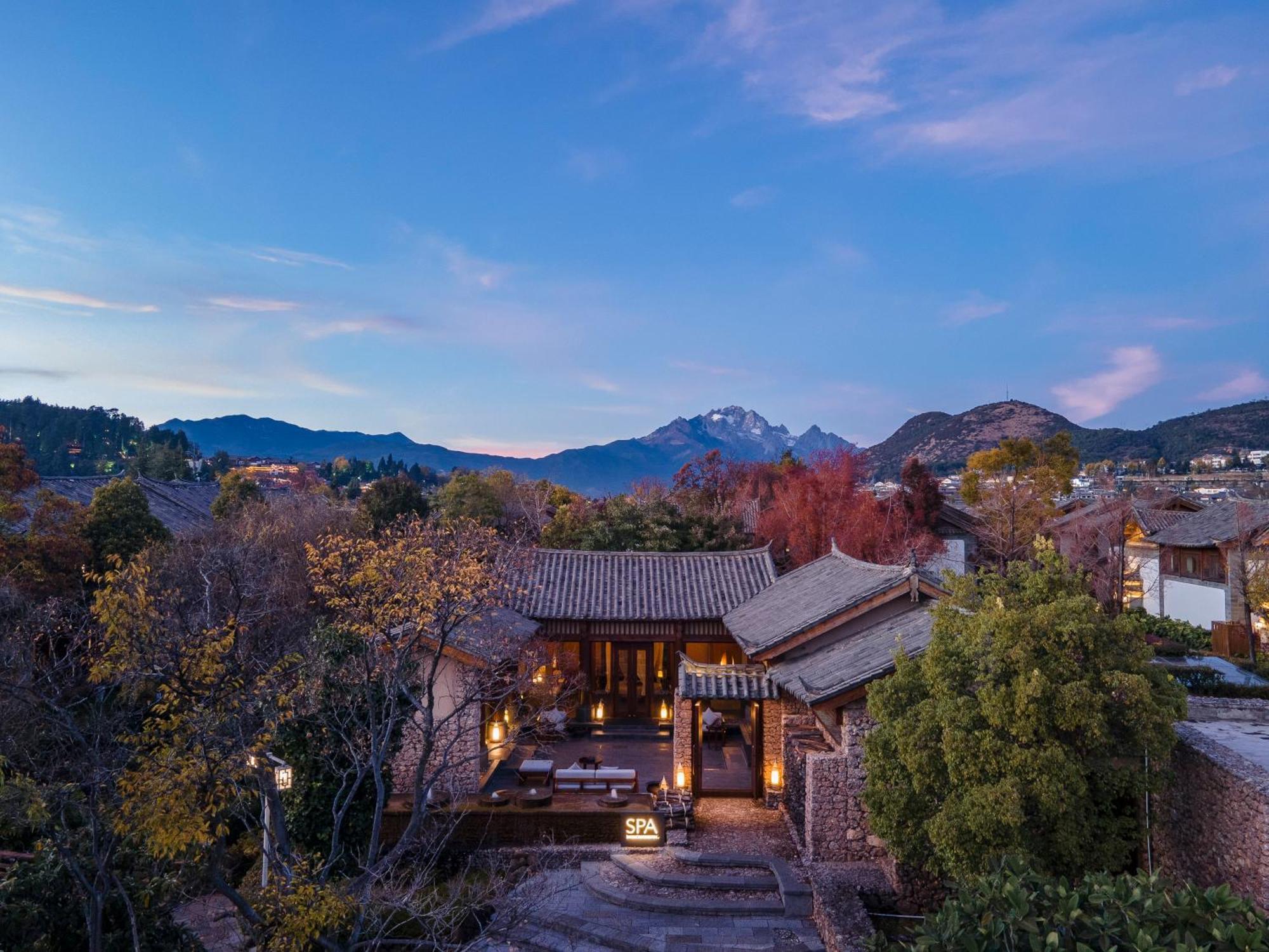 InterContinental Lijiang Ancient Town Resort, an IHG Hotel Buitenkant foto